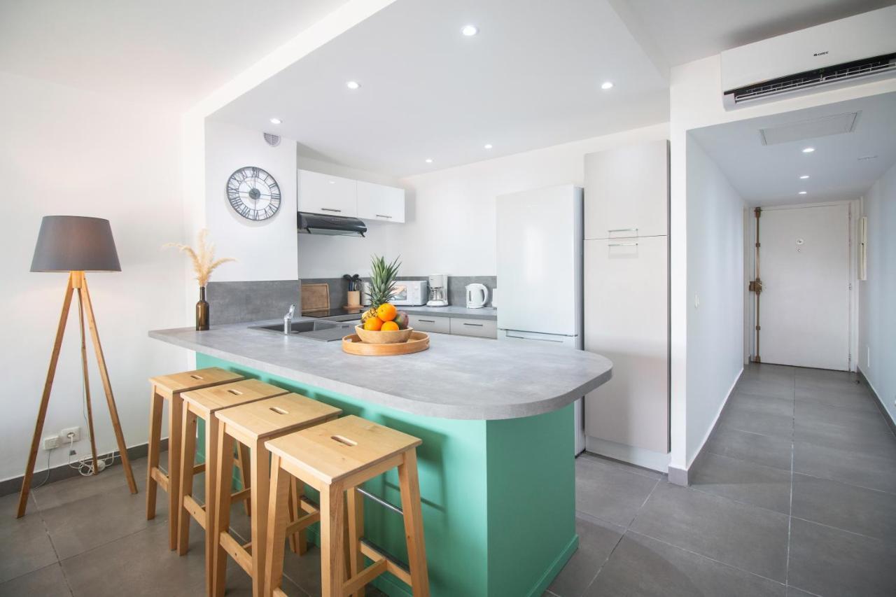 Blue Wave - 2 Bedrooms - Orient Beach! Quarter of Orleans 외부 사진
