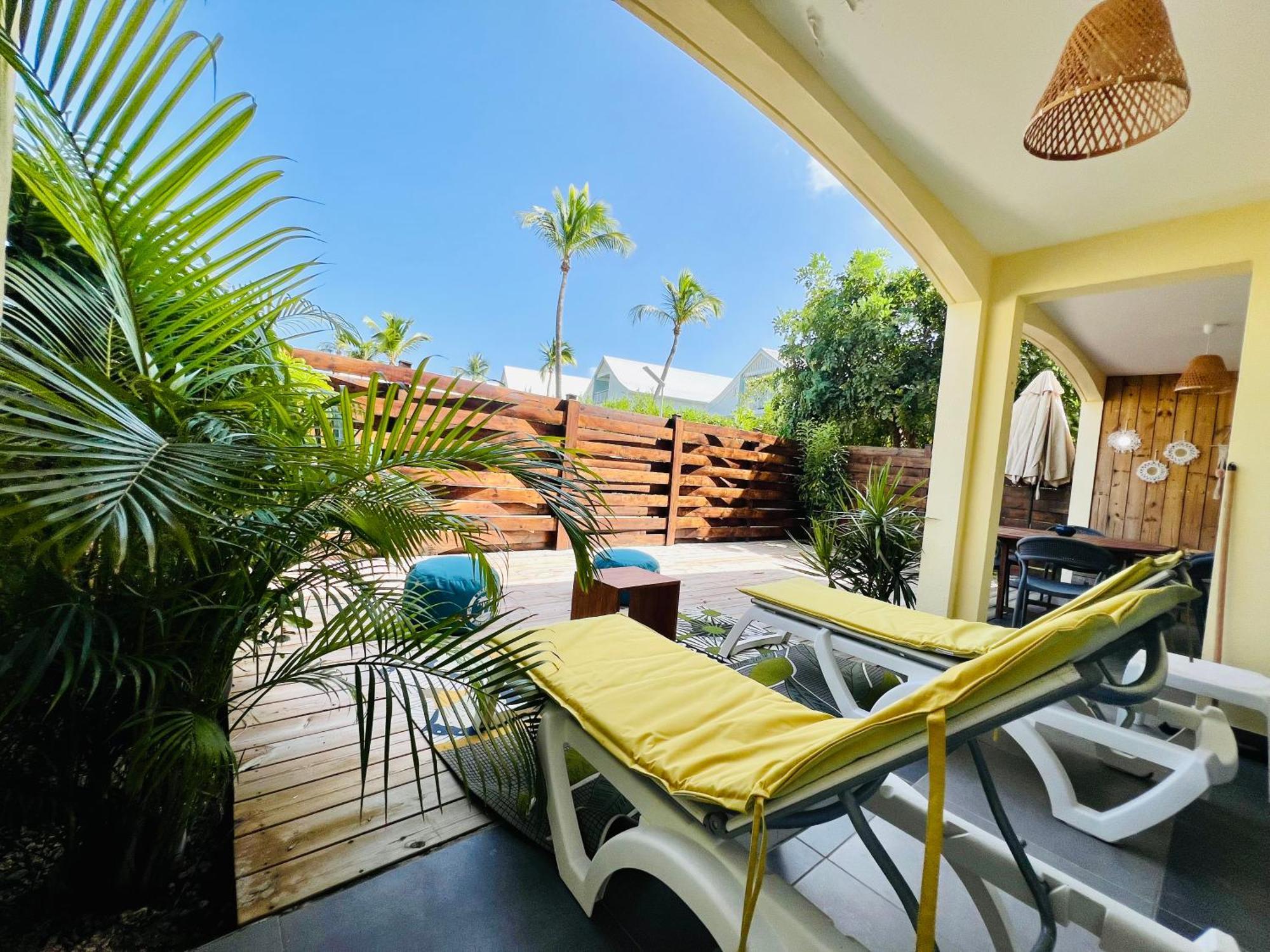 Blue Wave - 2 Bedrooms - Orient Beach! Quarter of Orleans 외부 사진
